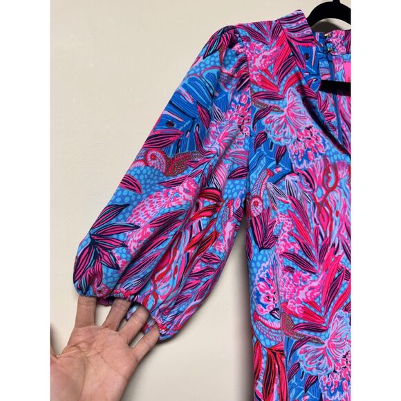 LILLY PULITZER Arcelle Printed Dress Ruby Red Wild Times Print Puff Sleeves Sz S - Picture 3 of 14